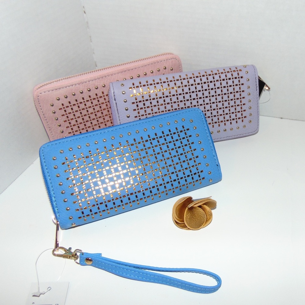 Wristlets Wallets - Picture 2 of 5